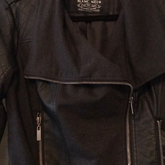 Sassy asymmetrical moto jacket - Picture 5 of 8